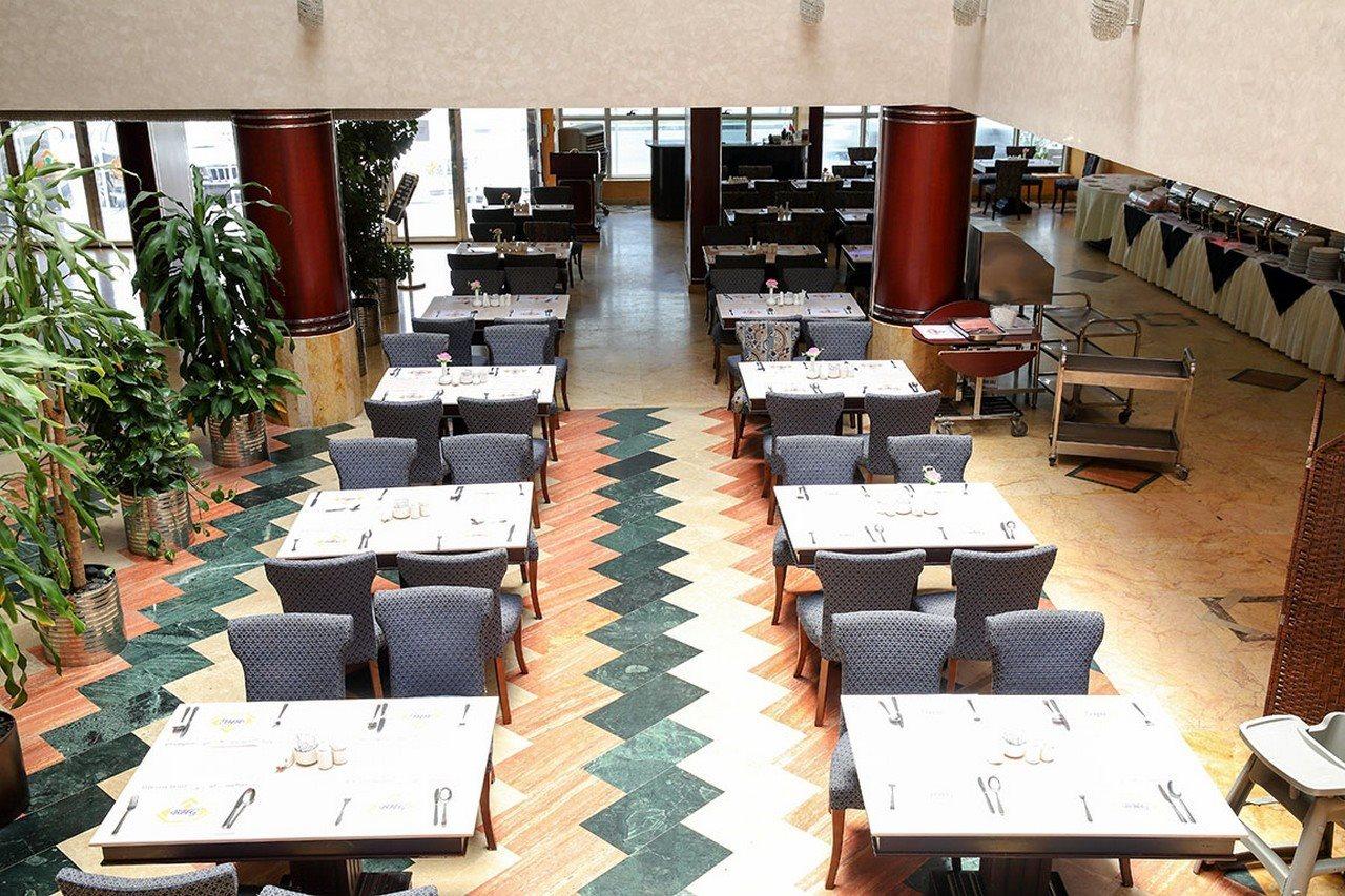 Al Bustan Hotel Şarja Dış mekan fotoğraf