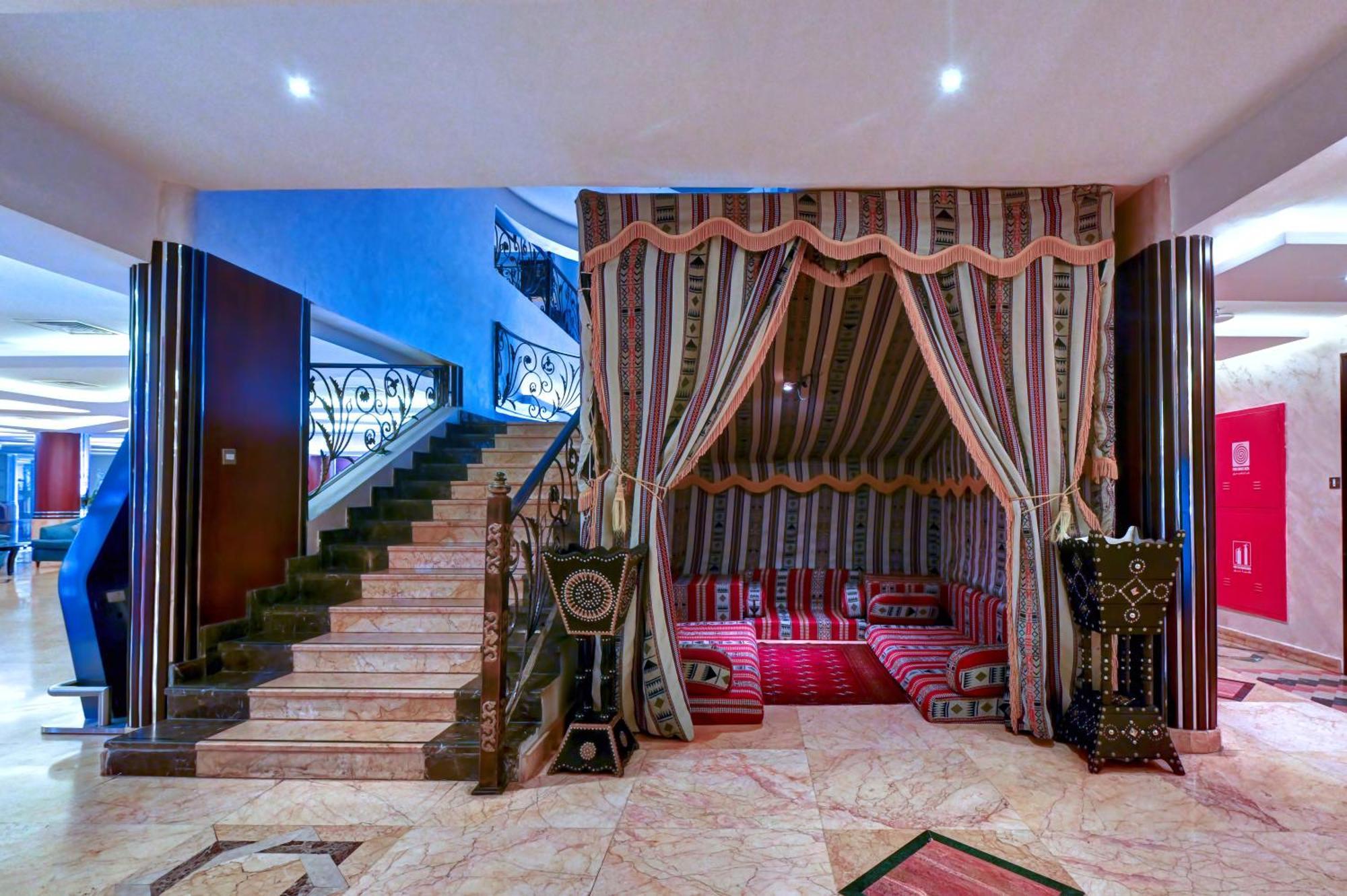 Al Bustan Hotel Şarja Dış mekan fotoğraf
